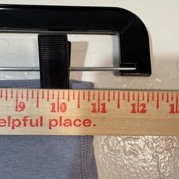 Beyond Yoga Shorts Womens Small Gray High Waist Biker Made USA Athletic Workout - Picture 6 of 8